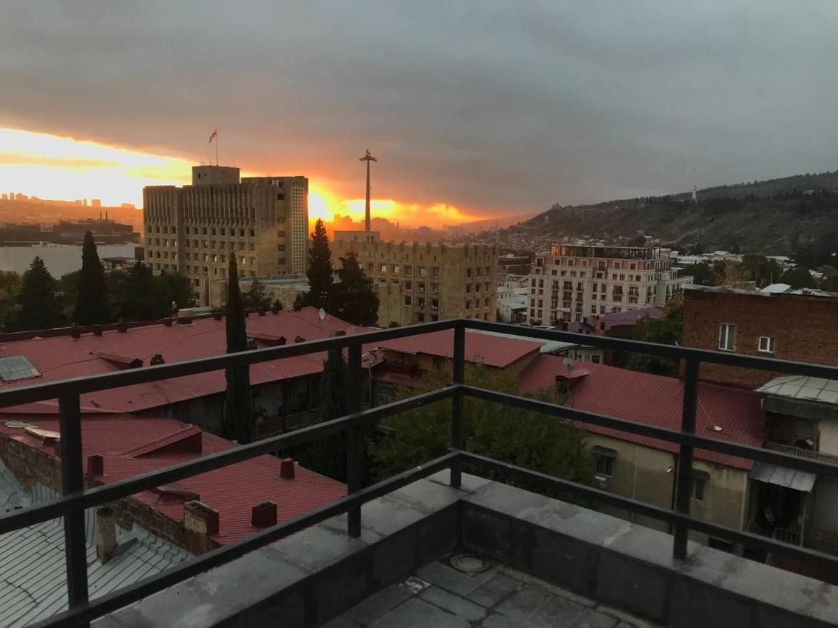 Diwan Vandrarhem Tbilisi Exteriör bild
