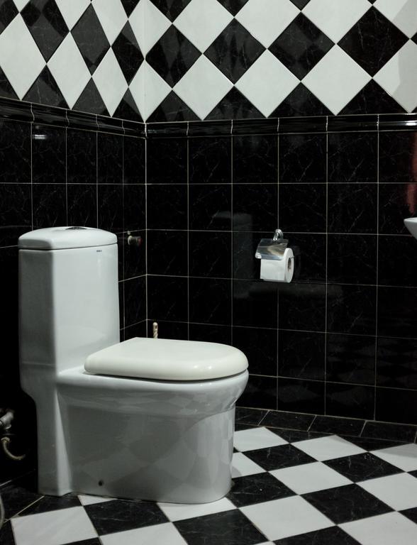 Diwan Vandrarhem Tbilisi Exteriör bild