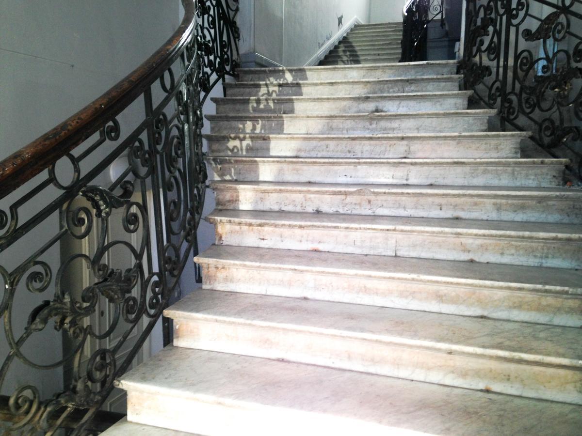 Diwan Vandrarhem Tbilisi Exteriör bild